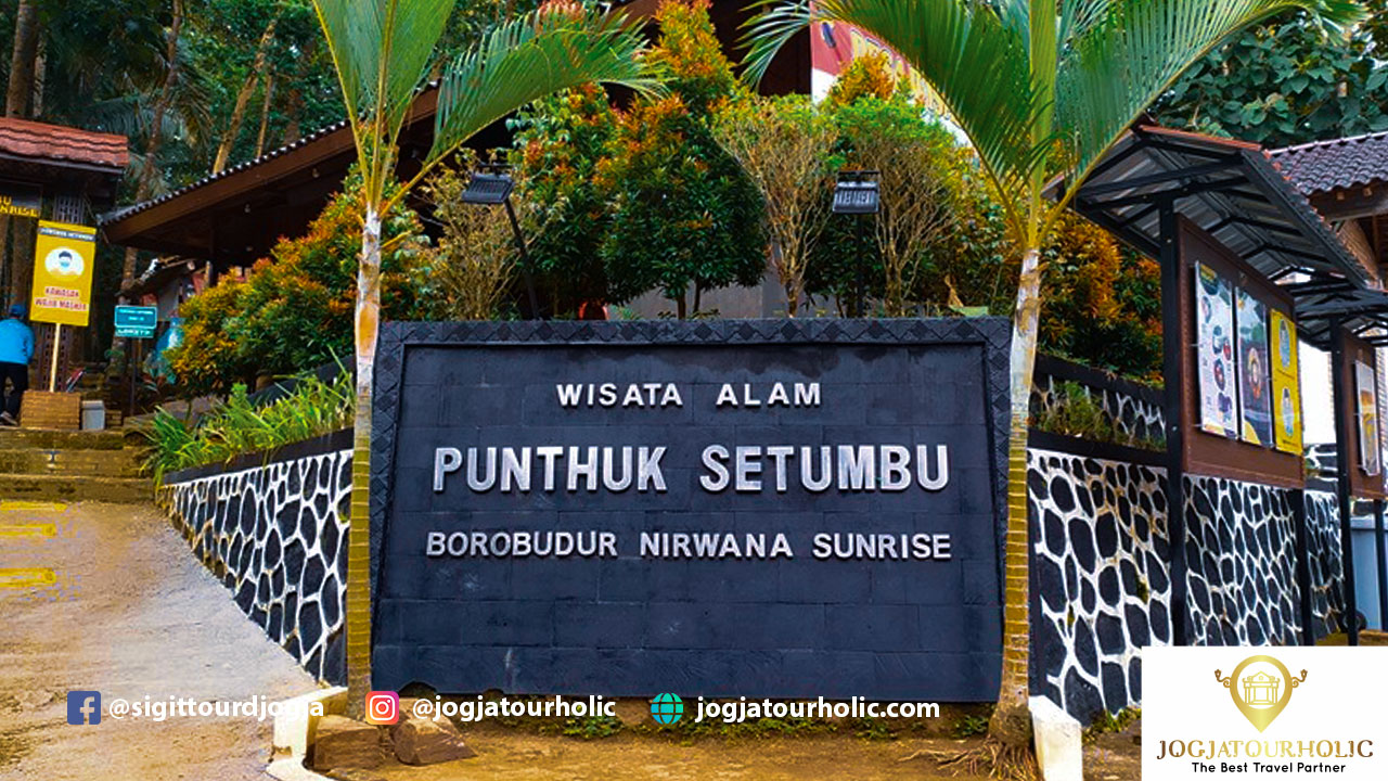Punthuk Setumbu - Menikmati Sunrise Di Balik Candi Borobudur